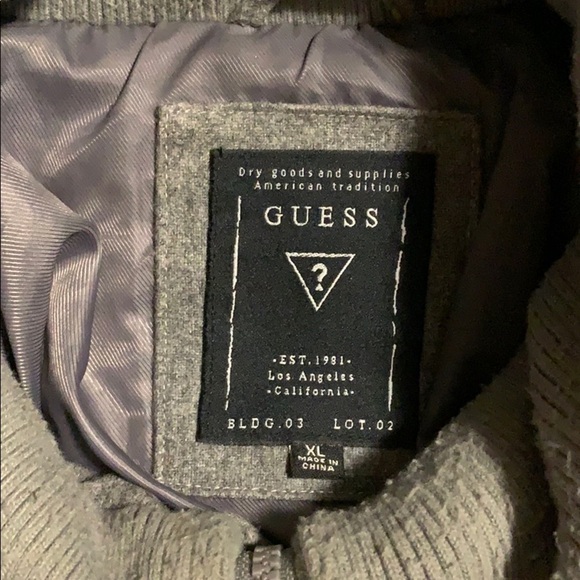 Guess Men’s coat - Picture 5 of 12